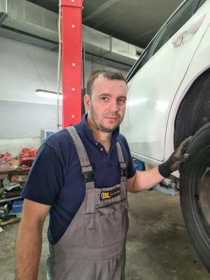 Дмитро Вікторович - Рихтувальник | BLCar